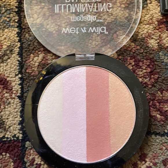 Makeup Bundle!! - Picture 3 of 7